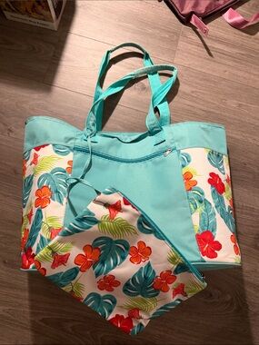 Turquoise Floral Beach cooler Tote with Matching Pouch